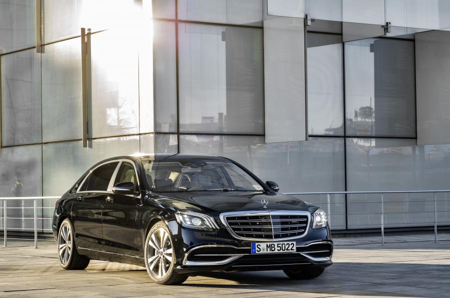  Mercedes-Maybach S560 2017 года  (WW) (фото 5 из 13)